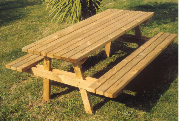 TABLE pique nique j.png