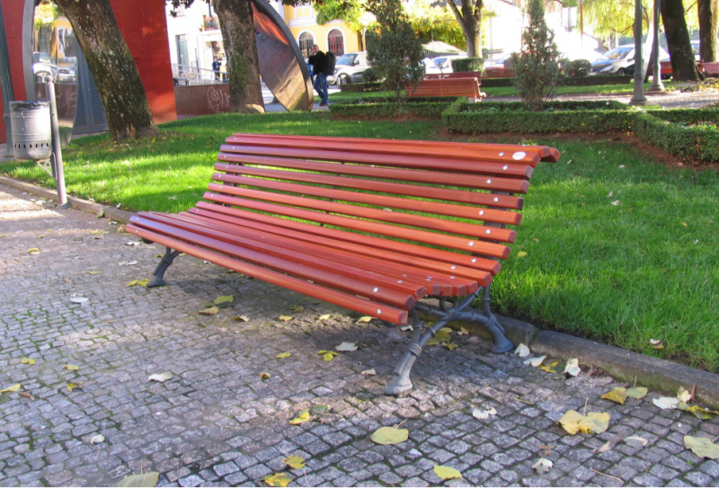 BANC ROANTIQUE.png