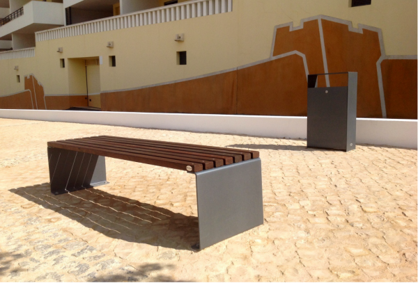 BANC LECA SANS DOSSIER.png